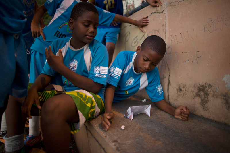 Illustration for article titled Gallery: In The Shadow Of Rio's Maracana Stadium